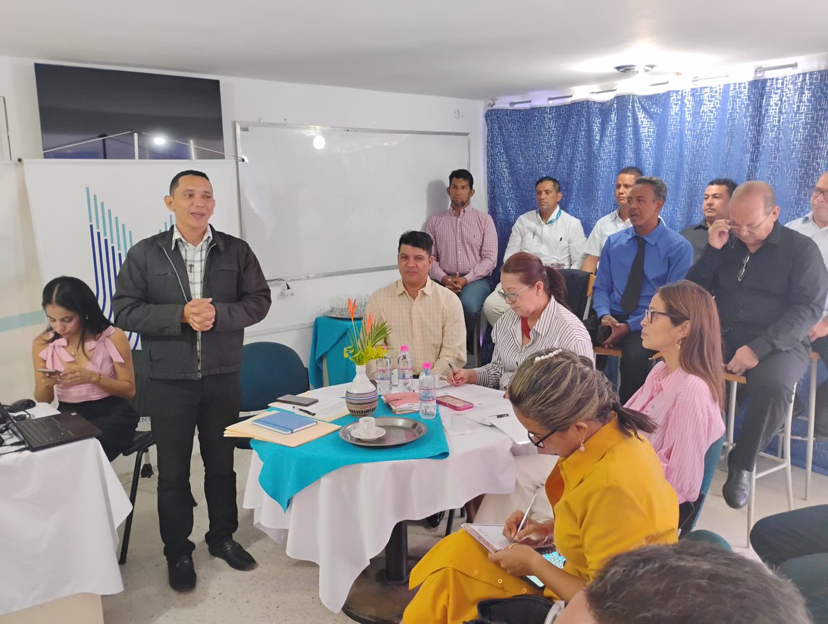 roszigui's tweet image. Interpretar nuestro Patrimonio Gastronómico es un desafío interesante. Desde la Universidad Nacional Experimental del Yaracuy @uney_oficial y la Dirección de Postgrado a través del Programa: Especialización en Patrimonio Gastronómico 
                 instagram.com/reel/DU83LxrkW…