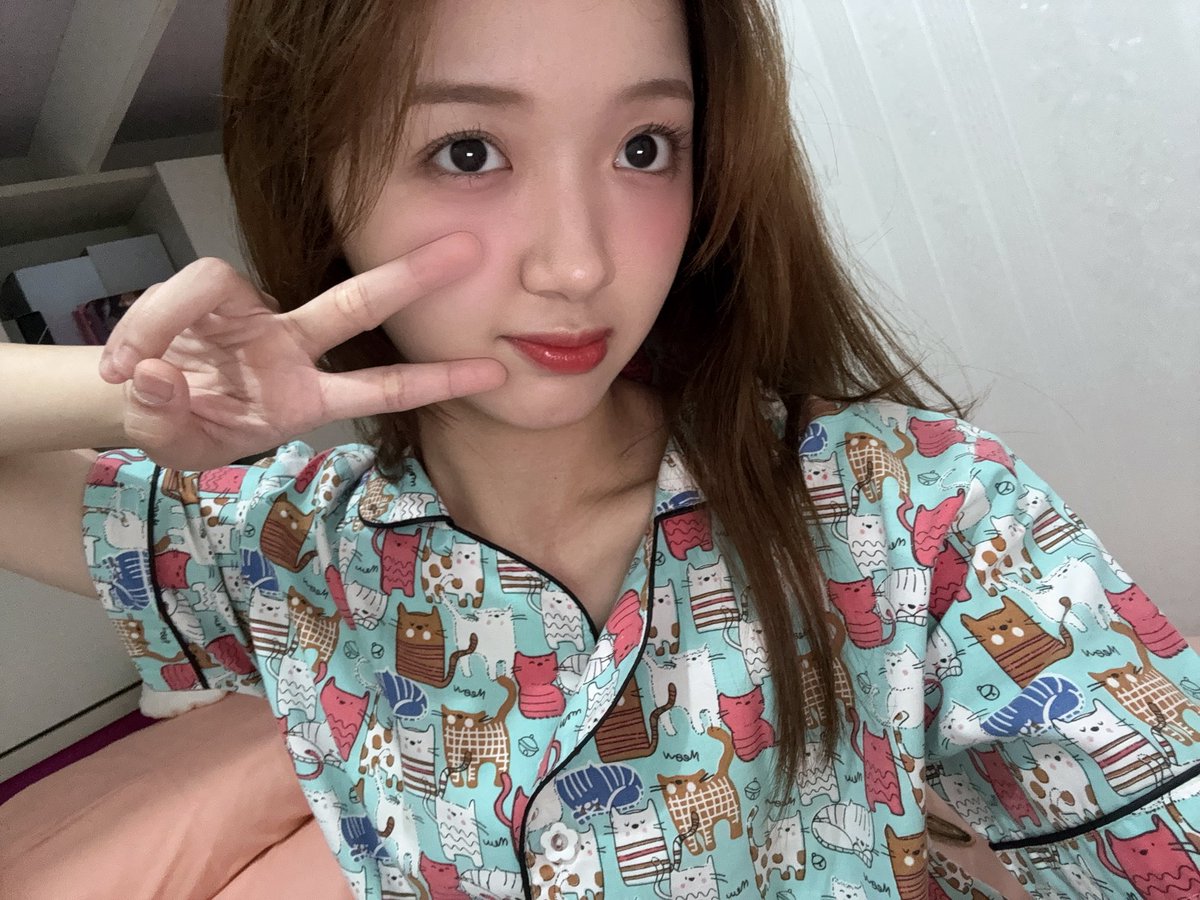 AU_LiaJKT48's tweet photo. #SahuRellia day 2! ✌🏻 https://t.co/G8wg0IninX