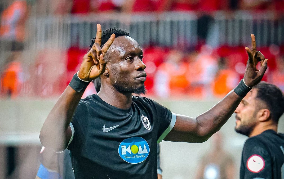 orta_dogu24's tweet photo. 🗣️Mbaye Diagne:

▶️��Hayatımda Amedspor kadar haksızlığa uğrayan bir takım görmedim, buraya geldiğimden beri akıl almaz şeyler oluyor. Amedspor’a oyun oynanıyor, fakat biz temiz futbol istiyoruz! Masada değil sahada adil şekilde rekabet istiyoruz”

#MbayeDiagne #amedspor https://t.co/QqzFhM9w6V