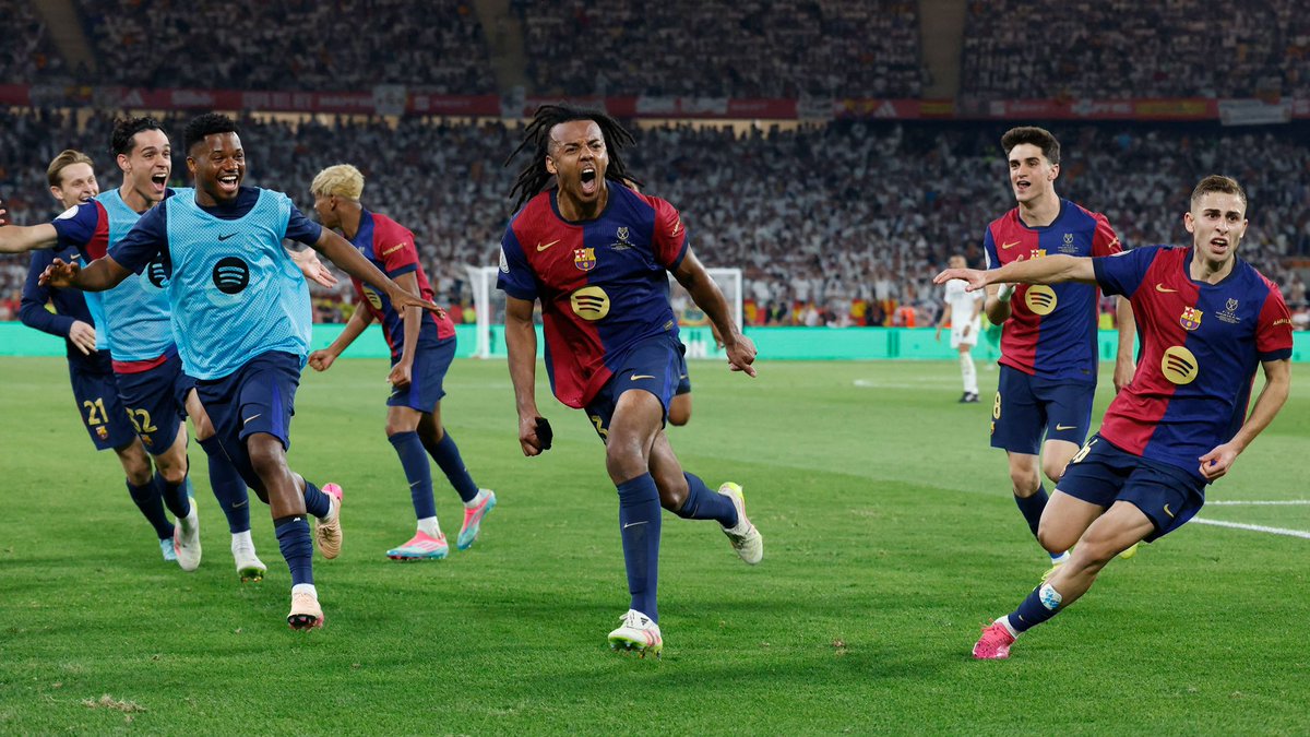 ElRonceroDelFCB's tweet photo. No sabéis lo mucho que me jode ver al autor de uno de los goles que más he chillado en mi vida en este estado. Cuéntanos tus sentimientos Jules de mi vida por favor https://t.co/bV0myTiUXP