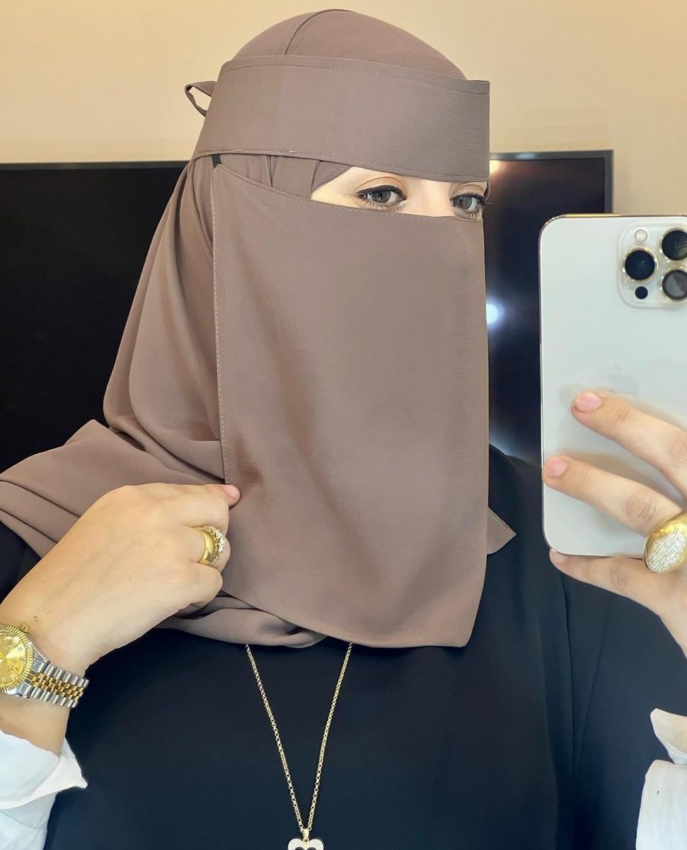 الملكه الحنونه tweet media