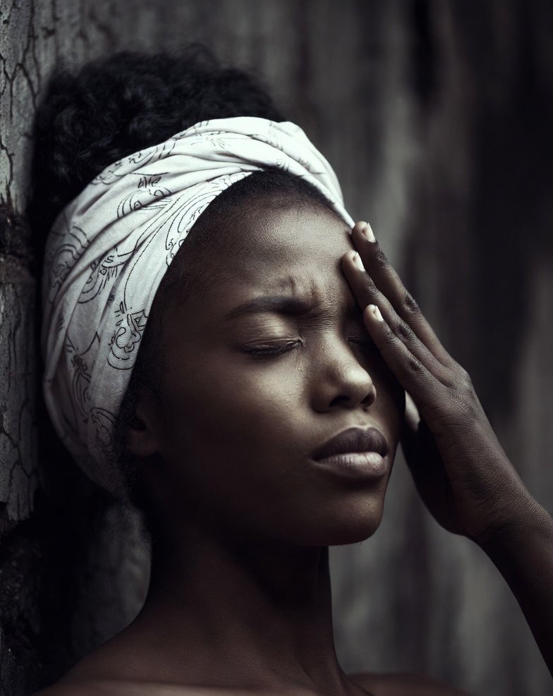 SIGNS OF HORMONAL IMBALANCE 

Many ladies think hormones only matter during puberty or pregnancy, but the truth is your hormones control almost everything in your body, your energy, mood, weight, sleep, skin, and even your period.

When they are not balanced, your body usually