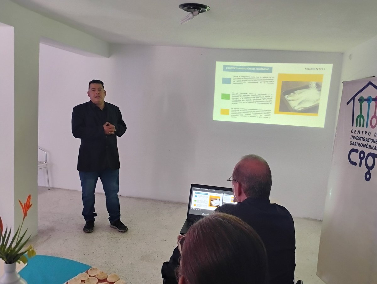 roszigui's tweet image. Interpretar nuestro Patrimonio Gastronómico es un desafío interesante. Desde la Universidad Nacional Experimental del Yaracuy @uney_oficial y la Dirección de Postgrado a través del Programa: Especialización en Patrimonio Gastronómico 
                 instagram.com/reel/DU83LxrkW…