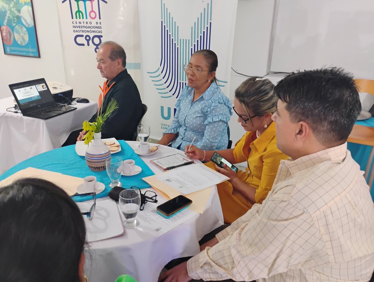 roszigui's tweet image. Interpretar nuestro Patrimonio Gastronómico es un desafío interesante. Desde la Universidad Nacional Experimental del Yaracuy @uney_oficial y la Dirección de Postgrado a través del Programa: Especialización en Patrimonio Gastronómico 
                 instagram.com/reel/DU83LxrkW…