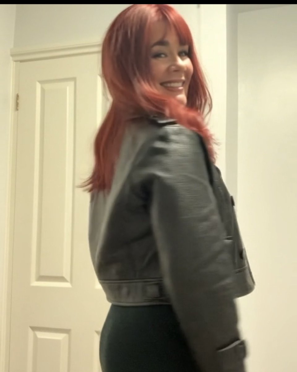 Leather ChloeCD tweet media