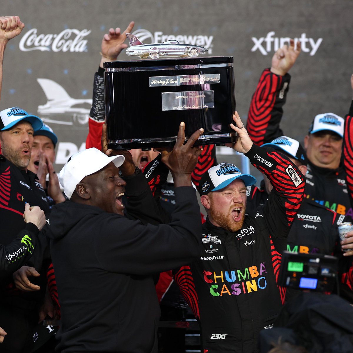 2026 <a href="/DAYTONA/">Daytona International Speedway</a> 500 winner <a href="/TylerReddick/">Tyler Reddick</a> will be signing autographs and taking pictures with fans tomorrow at <a href="/TruistPark/">Truist Park</a>! 

🏁 Friday, Feb. 20
🏁 4:30 - 5:30pm
🏁 Braves Clubhouse Store
🏁 Free admission 

AND the 2021 World Series trophy will be there too 😎🏆