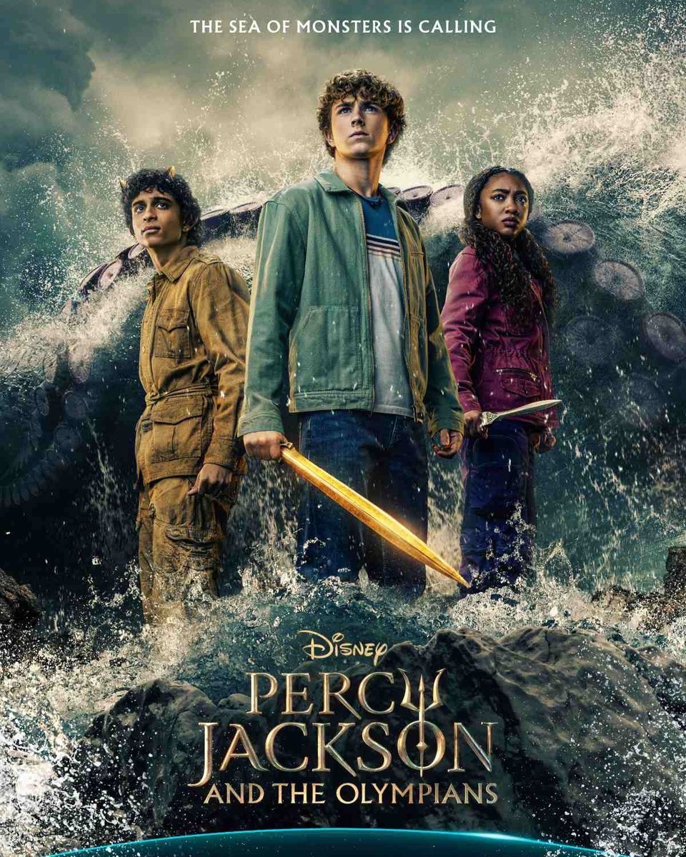 🎬 Jennifer Beals entra para o elenco de Percy Jackson! 

Foi confirmada no elenco da 3ª temporada da série, atualmente em produção e com estreia prevista para 2026 no Disney+. 

Ela interpretará Deméter, a deusa da agricultura, da colheita e do ciclo de vida e morte.