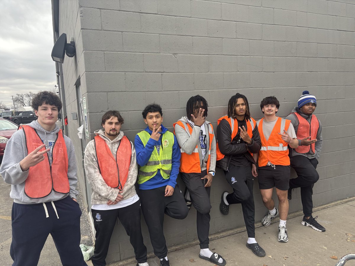 Coach Pi tweet media