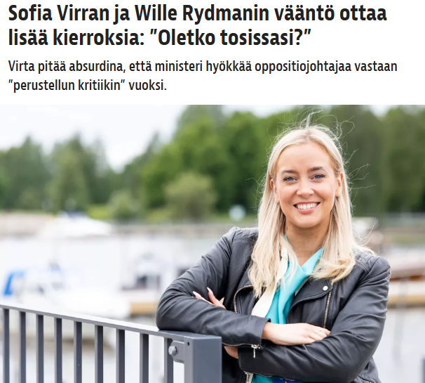 kommentaaritili's tweet photo. Sanojen sota ja empatian omiminen

Sofia Virta paiskasi eduskunnan ryhmähuoneen oven kiinni takanaan. Hissimatkan ja tekoälyn antaman kylmän analyysin aiheuttama turhautuminen sai veren sykkimään ohimoissa. Hän nojasi oveen ja veti syvään henkeä. Ilmassa leijui eduskunnan ryhmähuoneiden tuttu, tunkkainen sekoitus paperipölyä ja stressiä.

Hänen oli pakko koota itsensä. Wille Rydman ei ollutkaan se yksinkertainen öyhöttäjä, jota vastaan oli niin helppo hyökätä somessa. Hän oli poliittinen shakkimestari, joka oli juuri hymyillen syöttänyt Sofialle myrkkyä kuntosalilla.

Huoneen nurkassa olevalla kierrätyssohvalla istui Vasemmistoliiton Veronika Honkasalo. Hän siemaili rauhallisesti artisaanikombuchaa ja selasi iPadiaan.

”No niin, intersektionaalinen taistelusisar”, Veronika sanoi nostamatta katsettaan ruudulta. Hän siemaisi kombuchaa ja näytti mittaavan viivaimella jonkin twiitin rakenteellista sortoa. ”Missä ihmeessä sinä olet rypenyt? Näytät siltä kuin puhelimesi olisi tehnyt tepposet ja olisit vahingossa altistunut @Kuuntelija -podcastin vihapuheelle.”

”Se oli paljon pahempaa”, Sofia tuhahti. Hän harppasi vastapäiseen nojatuoliin, istahti selkä suorana ja puristi vesipulloaan niin että muovi rutisi. ”Minä törmäsin Rydmaniin... ja Veronika, meidän on pakko muuttaa strategiaa! Hän ei ole sellainen moukari kuin me luulimme. Hän... hän hymyili minulle. Hän käytti sivistyssanoja. Hän pelasi minulla psykologista tennistä!”

Veronika kohotti hitaasti toista kulmakarvaansa, laski viivaimen pöydälle ja huokaisi syvään. ”Sivistyssanoja tai ei, hän veti juuri maton sinun marttyyriviittasi alta”, Veronika sivalsi jäätävästi ja käänsi iPadin näyttöä Sofiaa kohti. ”STT julkaisi uutisen kaksi minuuttia sitten. Sano hyvästit yksinoikeudellesi olla huolissaan.”

Otsikko huusi mustalla valkoisella: Wille Rydman syyttää vihreiden Sofia Virtaa vihan lietsonnasta: "Olen huolissani".

Sofia räpytti silmiään. Hän astui lähemmäs ja luki ingressin ääneen, sana sanalta: ”Sofia Virta on omaksunut retoriikkaansa poliittisia vastustajiaan epäinhimillistäviä ja vihaa lietsovia retorisia keinoja… Olen huolissani siitä, että tällaisella lietsonnalla tehdään eri linjoilla olevasta ihmisestä oikeutettu kohde kaikennäköiselle vihanpidolle.”

Huoneeseen laskeutui syvä, käsinkosketeltava hiljaisuus. Kaukana käytävällä kuului valiokuntasihteerin askeleita, mutta bunkkerissa aika pysähtyi. Sitten Sofian sisällä jokin naksahti. Hissin tuoma epävarmuus katosi silmänräpäyksessä, ja sen tilalle nousi puhdas, oikeutettu ja roihuava brändiraivo.

”Mitä hän oikein tekee?” Sofia henkäisi, puristaen kätensä nyrkkiin. ”Hän… hän käyttää meidän sanojamme!”

”Tämä on täysi katastrofi”, Veronika sanoi ja laski kombucha-lasinsa hitaasti pöydälle. ”Hän vetää uhrikortin. Hän puhuu ’yhteiskunnallisesta ilmapiiristä’ ja ’epäinhimillistämisestä’. Sofia kulta, hän kuulostaa aivan sinulta. Hän ’out-vihreätti’ sinut.”

”Hän ei voi olla huolissaan ilmapiiristä!” Sofia korotti ääntään ja alkoi harppoa edestakaisin huoneessa, huitoen käsillään. ”Hän on oikeistolainen sote-ministeri! Hänen tehtävänsä on leikata köyhiltä ja nauraa päälle, jotta me voimme paheksua häntä! Me olemme huolissaan ilmapiiristä! Se on minun repliikkini! Me keksittiin epäinhimillistäminen! Tämä on… tämä on empatian kulttuurista omimista!”

Veronika nyökytteli hitaasti, kuin nauttien tilanteen akateemisesta absurdiudesta. ”Se on rakenteellista retoriikkaväkivaltaa. Jos oikeisto vie meiltä uhrin aseman, mitä meille jää? Tosiasiat? Talousluvut? Älä naurata.”

Sofia pysähtyi ikkunan ääreen. Kuntosalin kiusallinen kohtaaminen kyti yhä muistissa. Hän ei voinut antaa Rydmanin voittaa kahdesti samana päivänä. Jos Wille Rydman esitti uhria, Sofian oli keksittävä tapa olla meta-uhri.

”Mitä me teemme? Pyydämmekö anteeksi ja sanomme, että ehkä se epäinhimillinen-sana oli vähän ylilyönti?” Sofia kysyi, vaikka tiesi jo vastauksen.

Veronika katsoi häntä kuin halpaa makkaraa. ”Politiikan ensimmäinen sääntö, Sofia: kun jäät kiinni demonisoinnista, tuplaa panokset ja syytä kohdetta siitä, että hän loukkaantui väärin. Me kirjoitamme uuden tiedotteen.”

Sofian silmät syttyivät. Mentaaliakrobatian rattaat alkoivat jauhaa, ja hän kaivoi oman läppärinsä esiin. Äänessä oli uutta, jäätävää terästä.

”Otsikoksi: Wille Rydman, oletko tosissasi?” Sofia saneli.

”Hyvä”, Veronika hymähti hyväksyvästi. ”Passiivis-aggressiivinen sinuttelu toimii aina. Se antaa ymmärtää, että olemme moraalisesti ylempänä, mutta laskeudumme hetkeksi heidän tasolleen puhuttelemaan heitä kuin tottelemattomia teinejä.”

”Tismalleen!” Sofia alkoi näpytellä kiivaasti, luoden uutta todellisuutta lause lauseelta. ”Minä en haukkunut häntä. Minä puolustin demokratiaa. Kun minä sanon häntä epäinhimilliseksi, se on… se on perusteltua vallan vahtimista! Laitan tähän: ’Ihanko tosissaan tuleva sosiaali- ja terveysministeri hyökkää oppositiopuolueen puheenjohtajaa vastaan siksi, että tämä perustellusti kritisoi hänen politiikkaansa?’”

Veronika hymyili vinosti. ”Tämä on nerokasta. Hän syyttää sinua vihanlietsonnasta, ja sinä käännät sen hyökkäykseksi itseäsi ja koko länsimaista demokratiaa kohtaan. Laita siihen sana ’absurdia’. Se vetoaa Kallion äänestäjiin ja yliopistoväkeen.”

”Laitettu”, Sofia sanoi. ”Demokratiaan kuuluu, että vallankäyttäjän politiikkaa saa kutsua epäinhimilliseksi. Se on demokratian ydintä! Ja se, että hän yrittää pelata jotain uhria ja olla ’huolissaan’, on… se on suorastaan pelottavaa! Kirjoitan, että monella suomalaisella tuli epäuskoinen olo.”

Veronika nojasi taaksepäin. ”Siis… me linjaamme nyt virallisesti, että sinulla on oikeus lyödä häntä sanallisesti pesäpallomailalla, ja se, että hän sanoo ’auts’, on sananvapauden rajoittamista ja hyökkäys sinua kohtaan?”

Sofia pysäytti kätensä hetkeksi ja katsoi Veronikaa silmiin. Ilme oli täysin vakava ja vakaumuksellinen. ”Tismalleen. Koska asiat riitelevät, Veronika. Eivät ihmiset.”

Veronika nosti kombucha-lasiaan kuin maljan merkiksi. ”Lähetä se.”

Tiedote lähti matkaan, suoraan STT:lle ja kaikkien medioiden toimituksiin.

Sofia nousi pöydän äärestä ja käveli huoneen nurkassa olevan peilin luo. Hän korjasi ryhtiään ja silotti jakkunsa kaulusta. Kuntosalin ja hissin tapahtumat tuntuivat jo kaukaiselta, merkityksettömältä unelta. Tekoälyn armoton analyysi oli haudattu syvälle alitajunnan pimeimpään laatikkoon.

Maailma oli jälleen järjestyksessä. Wille Rydman oli jälleen paha, säälimätön vallankäyttäjä, joka uhkasi demokratiaa olemalla huolissaan. Sofia puolestaan oli jälleen kansan peloton puolustaja, viattomuuden perikuva, jota kohtaan oli juuri hyökätty epäreilusti.

Hän hymyili peilikuvalleen. Sädekehä oli palannut paikoilleen, kirkkaampana kuin koskaan.