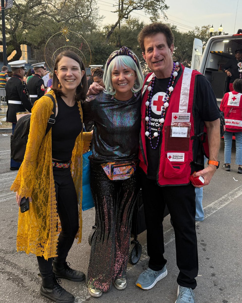 MorrisBartLLC's tweet photo. A little chaos at the Knights of Chaos parade last Thursday — in the best way!⚜️🎭
#knightsofchaos #morrisbart #mardigrasseason #carnival #thingstodoinlouisiana #neworleansculture #neworleans https://t.co/457cmiHMHb
