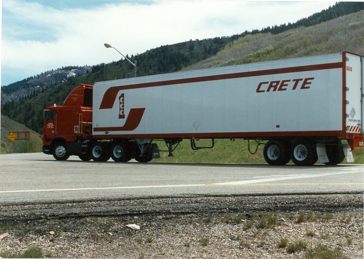 CreteCarrier's tweet photo. Cabovers anyone? Love 'em or hate 'em, the flat-front look is a big part of our history. Here's a few from the archives for #throwbackthursday 😎. #trucking #trucker #truckerlife https://t.co/ZSa47vthSM
