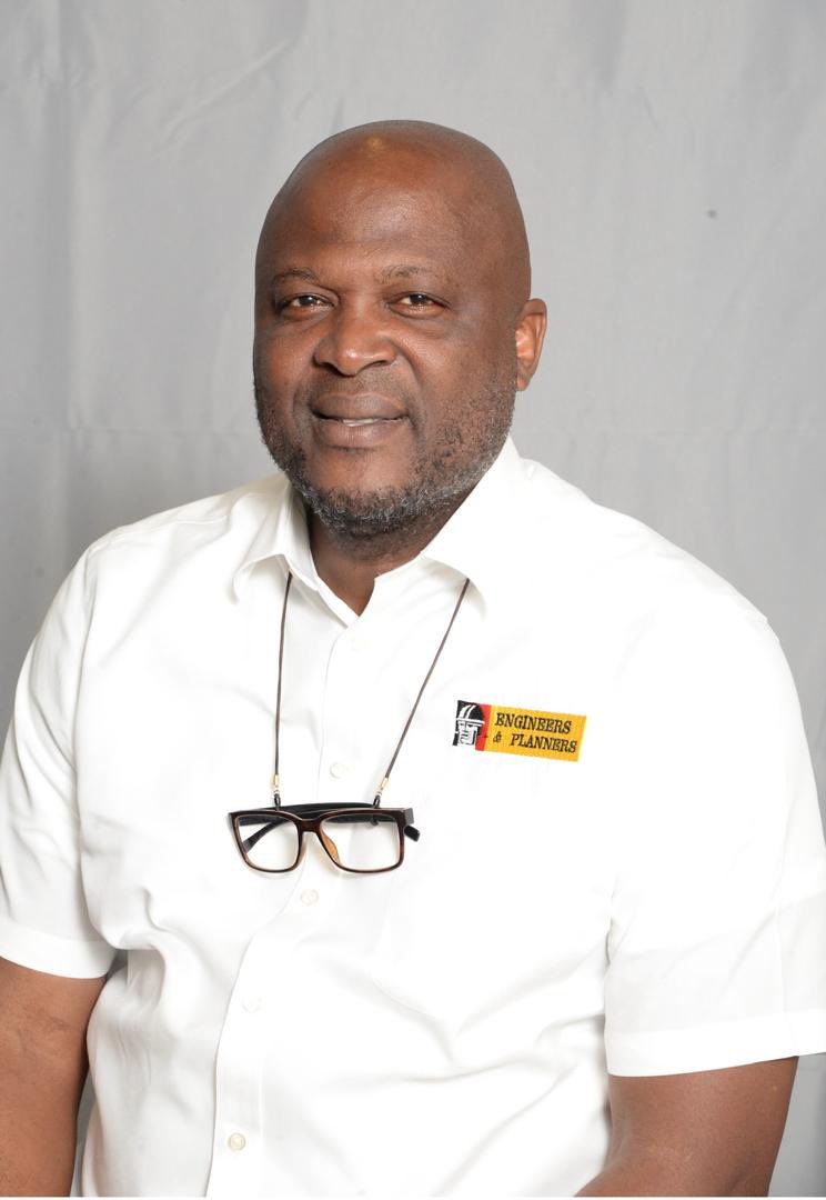 WebkidAfrika's tweet image. Who dey do humanitarian work pass??

Ibrahim Mahama   Or     Kwame Despite