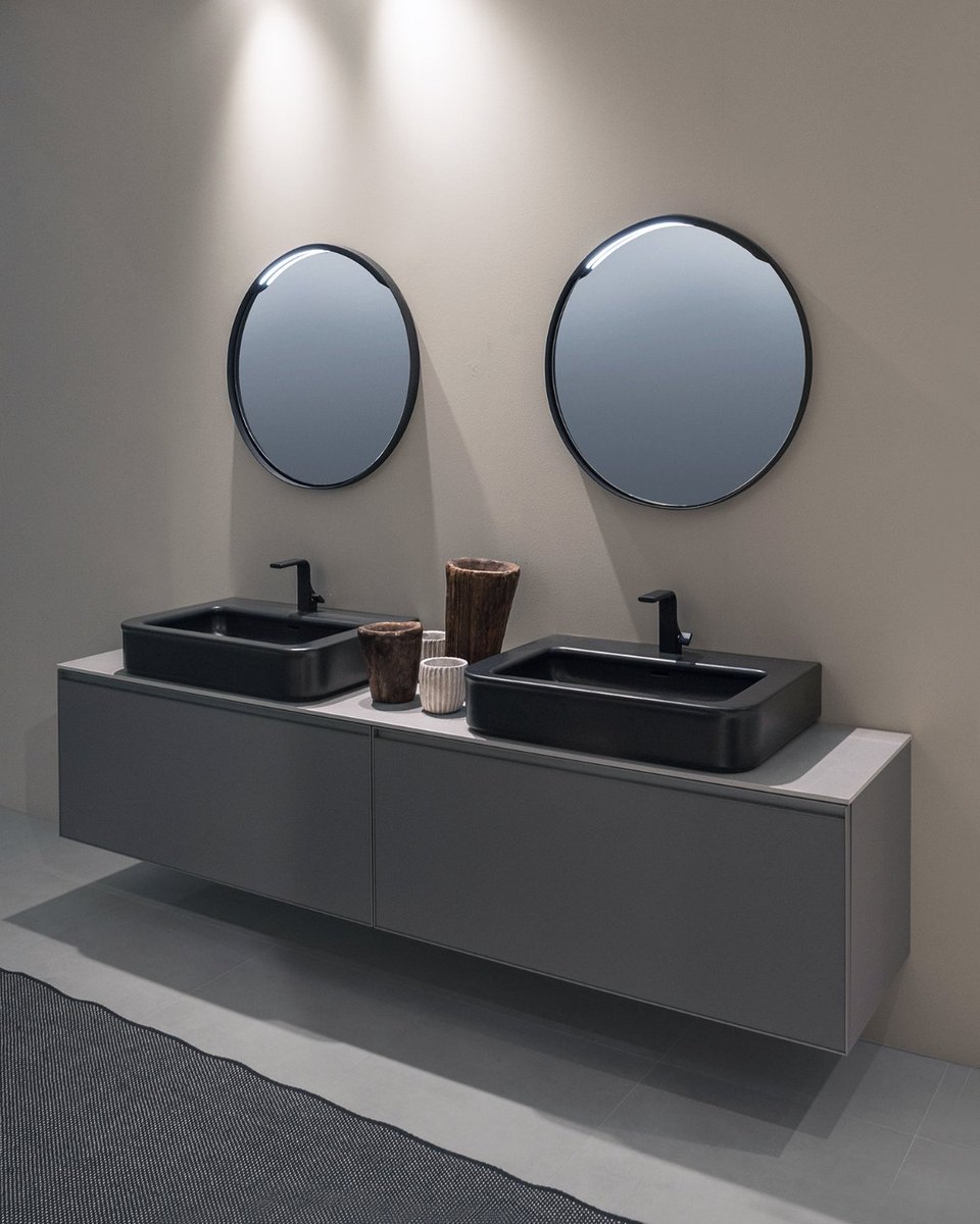 FlaminiaDesign's tweet photo. Classico contemporaneo: Madre reinterpreta l’eleganza con linee armoniose e proporzioni raffinate. 
-----
Classic contemporary: Madre redefines elegance through harmonious lines and refined proportions.
▶️https://t.co/YoYPwdg1Oz

#CeramicaFlaminia #Madre #ItalianDesign https://t.co/r5kHbXPfvs