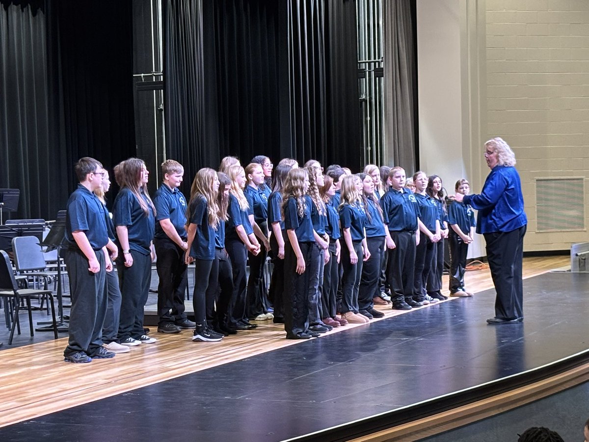 Mightyfalconband tweet media