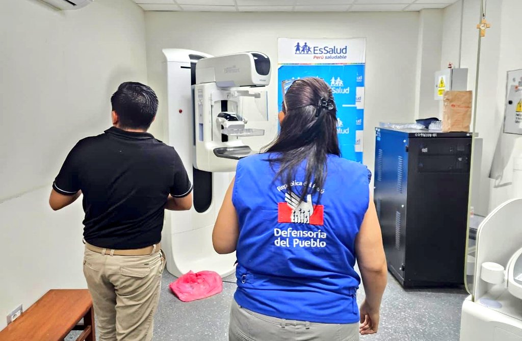 Defensoria_Peru's tweet photo. 🚨Defensoría del Pueblo exhorta a EsSalud a abordar problemática de falta de medicinas y equipos biomédicos en hospital de #Tarapoto.

Falta de insulina es una de las principales carencias en este importante establecimiento de salud.

#NotaDePrensa ✍️ Conoce más 👉https://t.co/smt6WHSCyX

#DefensoríaDelPueblo 🇵🇪 #TeDefiende 💙💪🏿