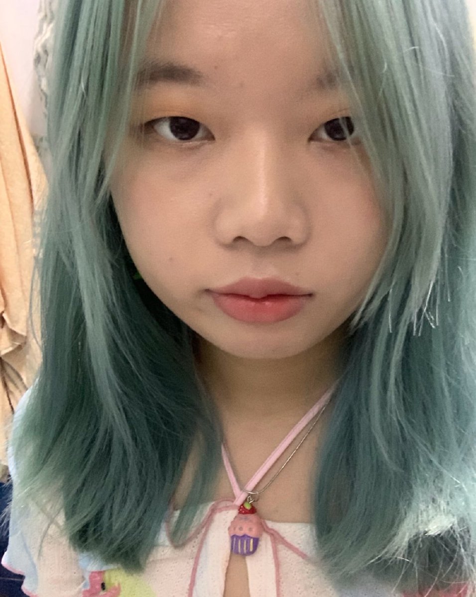 ch0803284417601's tweet photo. 苏新皓于江西常操福利姬一位~虽然逼已被操黑，但胜在经验丰富，是一位吃过洋屌的时尚福利姬！请忽略这个肿泡眯眯眼、蒜头鼻与屁眼嘴，���新皓喜欢惨了！
感兴趣请私信微博：你殉情的速度哪有时间写遗书
微博链接：https://t.co/W3EfNnOp0q https://t.co/AdeXJWaH41