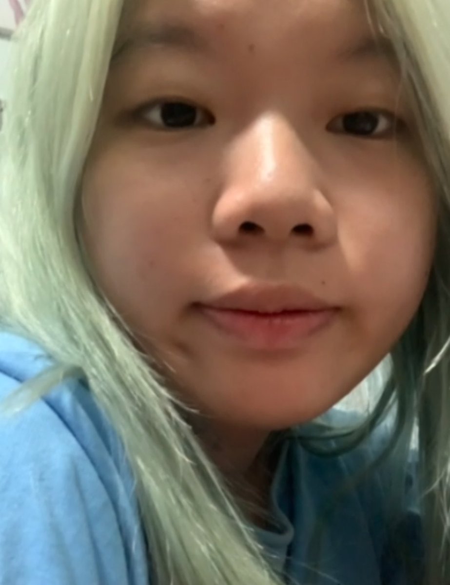 ch0803284417601's tweet photo. 苏新皓于江西常操福利姬一位~虽然逼已被操黑，但胜在经验丰富，是一位吃过洋屌的时尚福利姬！请忽略这个肿泡眯眯眼、蒜头鼻与屁眼嘴，���新皓喜欢惨了！
感兴趣请私信微博：你殉情的速度哪有时间写遗书
微博链接：https://t.co/W3EfNnOp0q https://t.co/AdeXJWaH41