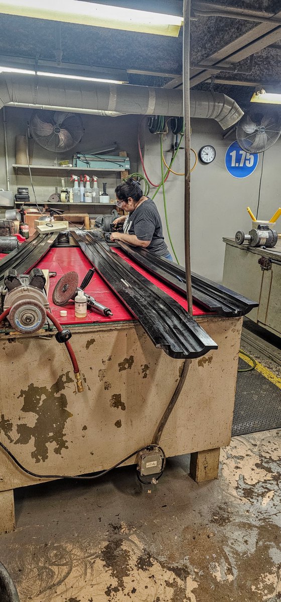 Many years back we worked on a project designed to help protect "the gentle giants of the sea", the beloved manatee, from injury or death caused by collisions with boats or from entrapment in man-made gate-closing structures. 

kastalon.com/helping-gentle…