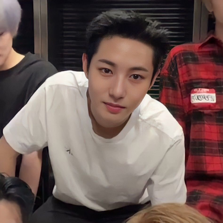 f4gjun's tweet photo. i think about mascjun every once a week https://t.co/eNKzh5EaIi