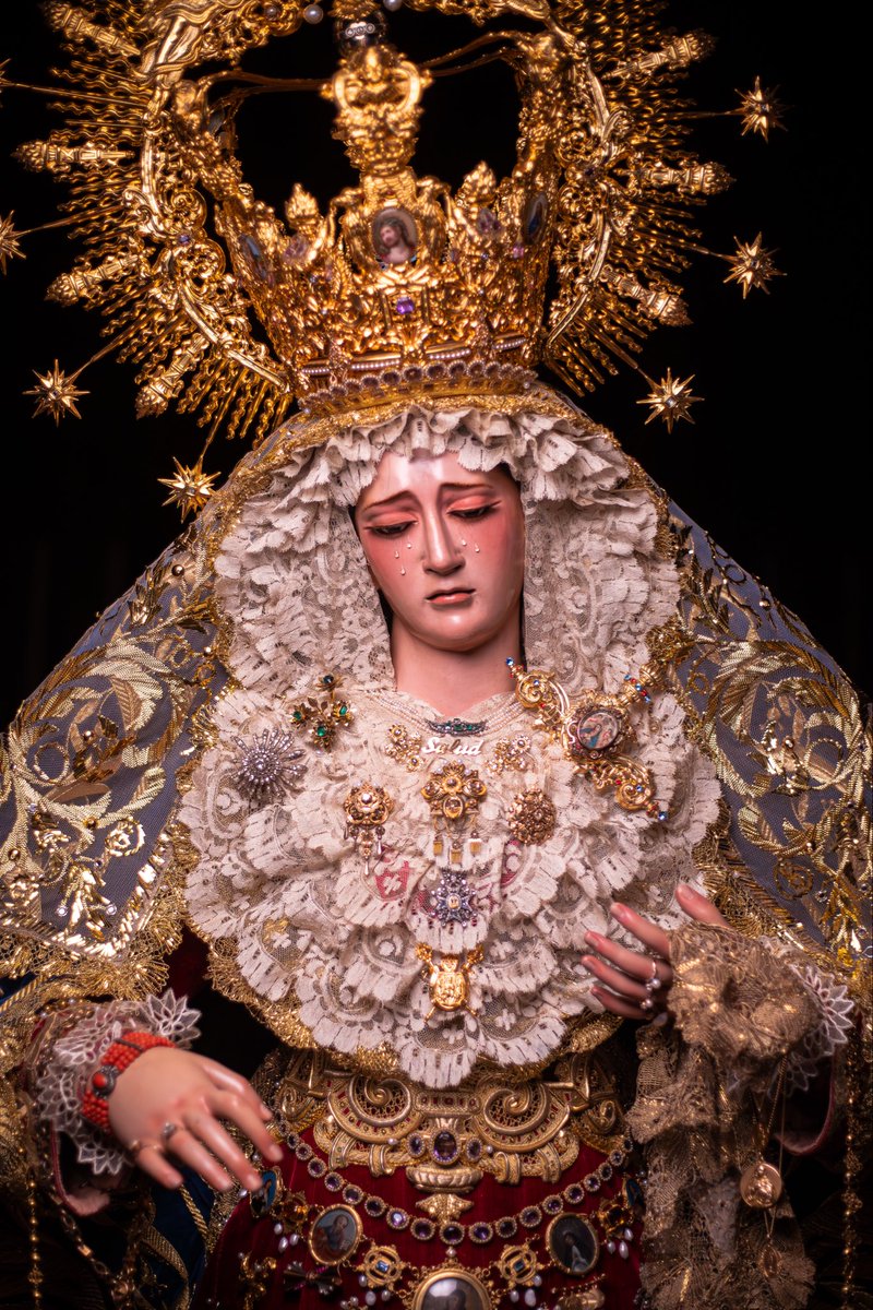 antoniomyk06's tweet photo. ¡El día que salgan ellas tres en vísperas de la Semana Mayor, tiembla Sevilla! https://t.co/Dr58um4yzb