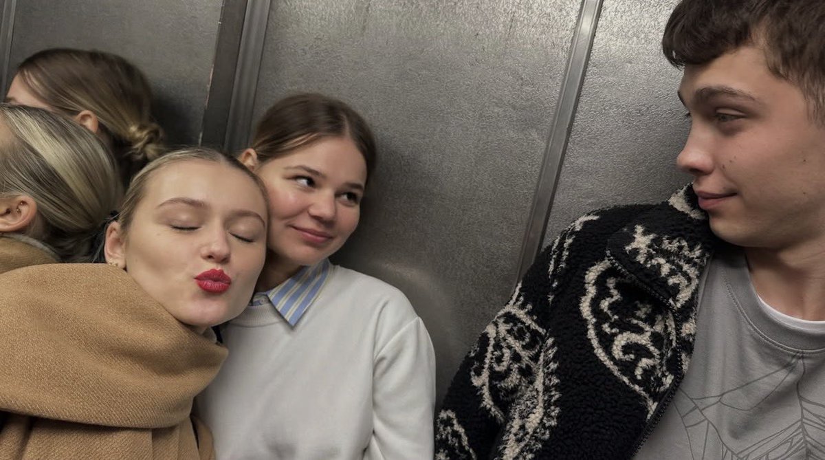 lovrocore's tweet image. noreva and their gay son #sramhr