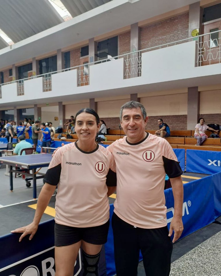 ¡𝗘𝗹 𝗘𝗾𝘂𝗶𝗽𝗼 𝗖𝗿𝗲𝗺𝗮 𝘀𝗶𝗴𝘂𝗲 𝗱𝗲𝗷𝗮𝗻𝗱𝗼 𝗵𝘂𝗲𝗹𝗹𝗮! 🏓💛

Este miércoles, el Seleccionado de tenis de mesa de Club Universitario de Deportes sumó 3 nuevas medallas:
🥇 Oro: César Luque en Dobles Varones 30
🥈 Plata: Marysabel Uribe en Dobles Damas 35