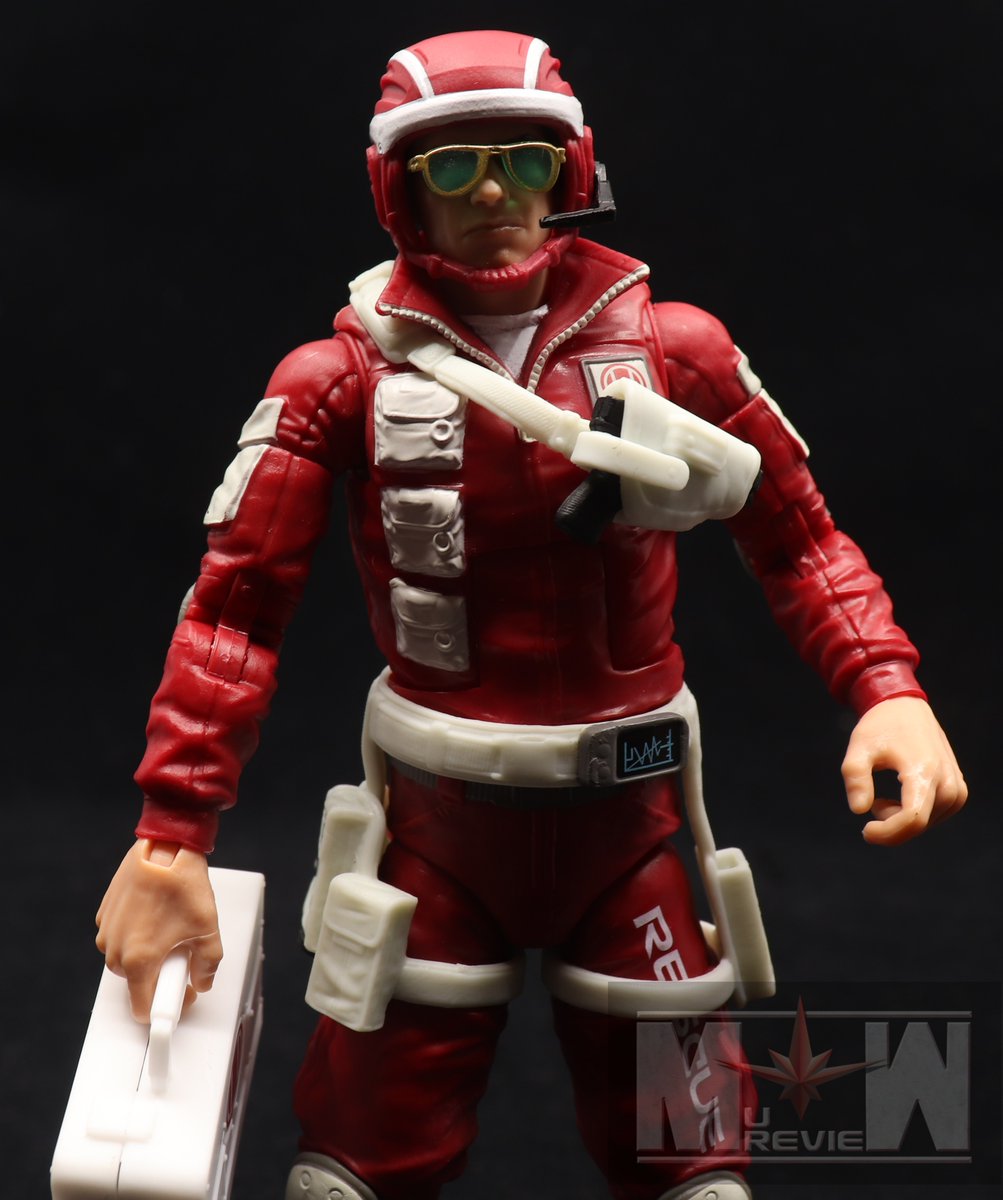 MUReview tweet media