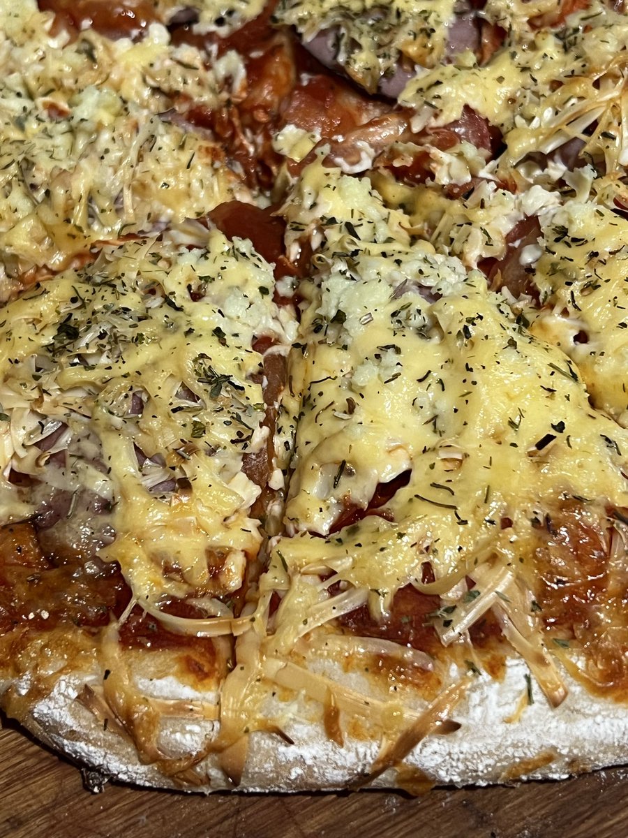 mpxdetka's tweet photo. #Pizza https://t.co/VnhJVwYPyQ