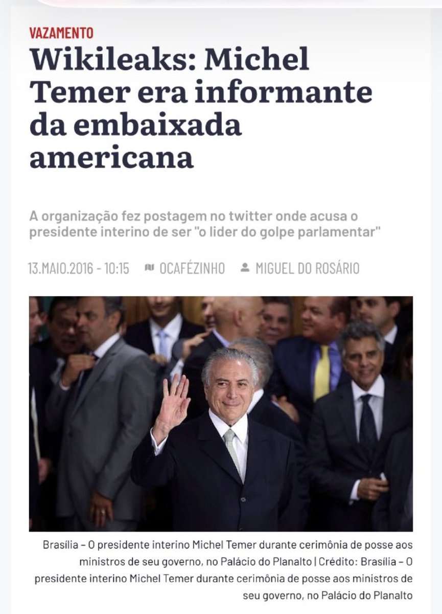 Juro por Deus, nada disso me surpreende.
Wikileaks divulgou em seu twitter um micropost em que acusa o "presidente interino" Michel Temer de ser informante do governo americano.
Esse morcegão tem cara de traira.