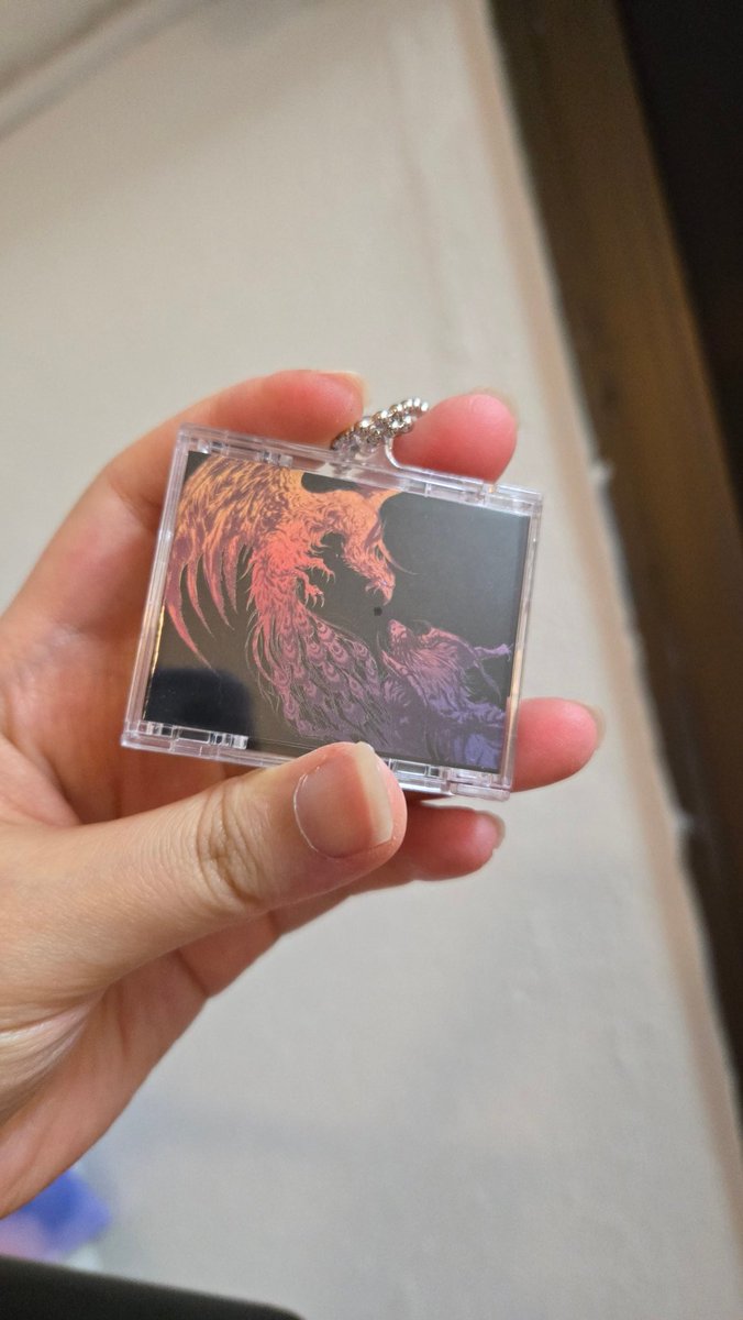 a cool find FFXVI tiny music album nfc gacha. U can scan and read the link to its various platforms to listen
#ffxvi #ff16