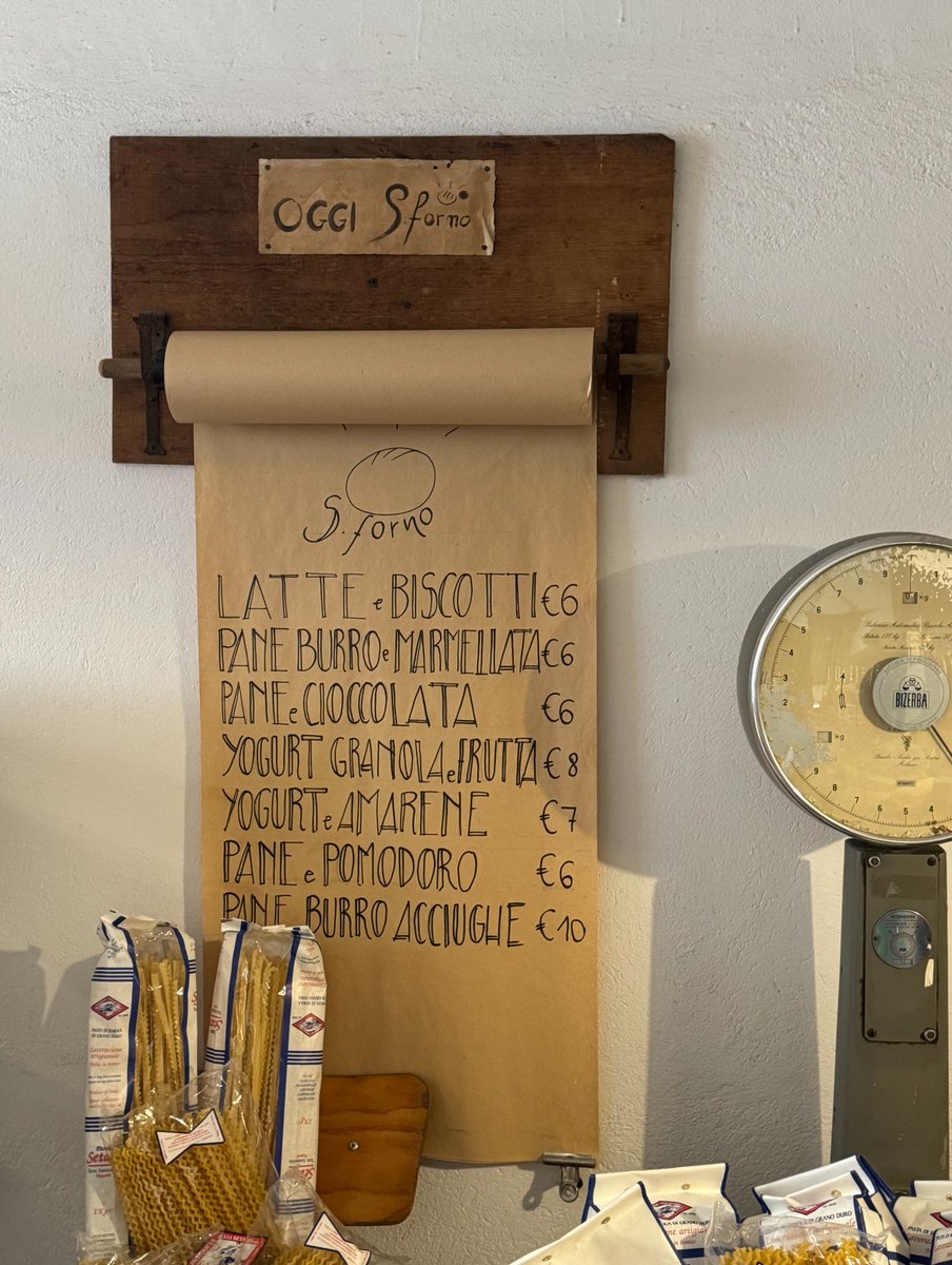 s.forno is the best bakery in the entire history of the world toscanasecrets.com/insolito/s-for…