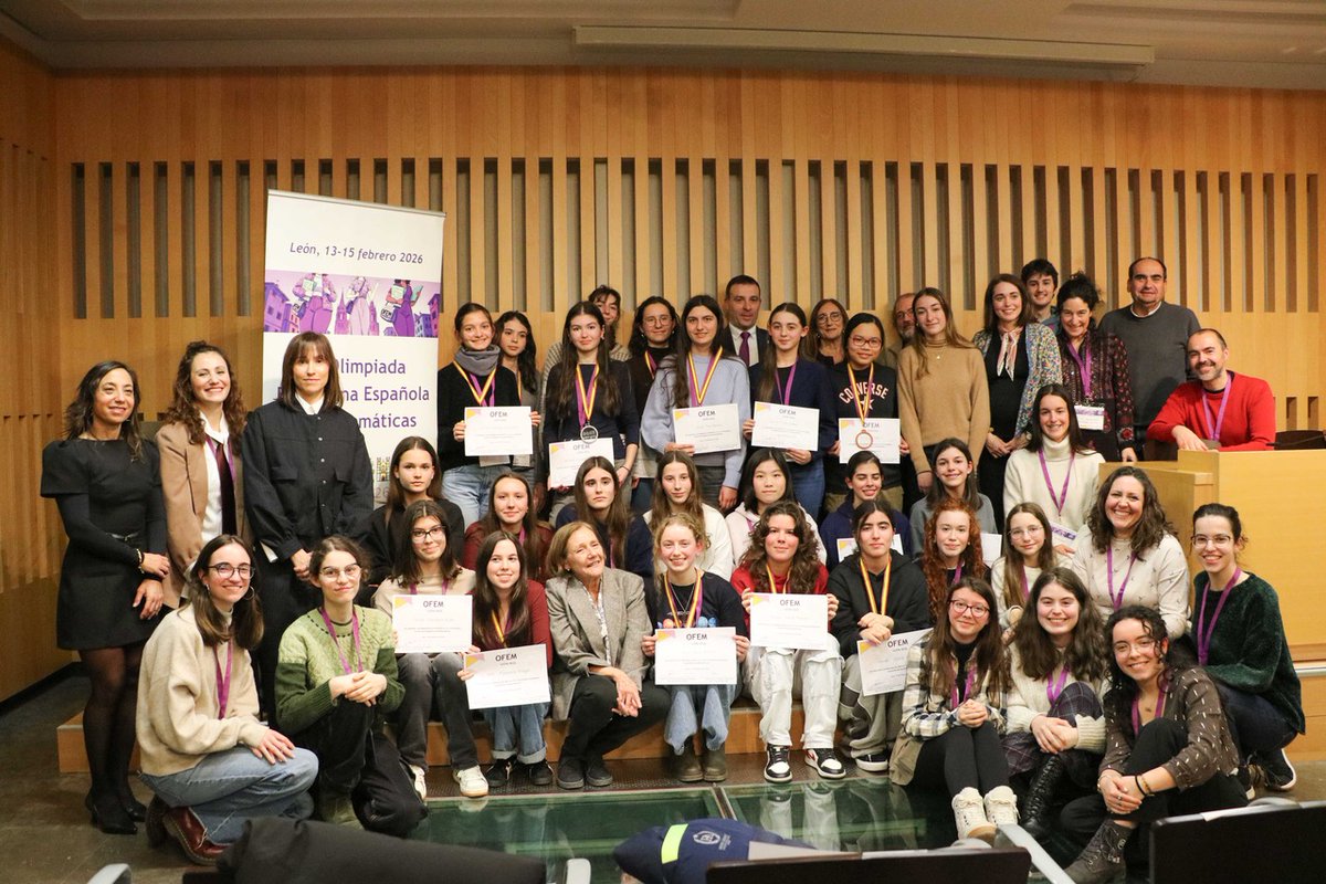 RealSocMatEsp's tweet photo. El pasado fin de semana se celebró en la Universidad de León la III Olimpiada Femenina Española de Matemáticas (#OFEM), organizada por la #RSME y con la inestimable colaoración del #INCIBE y la Universidad de León. https://t.co/UvDwPYHTyB