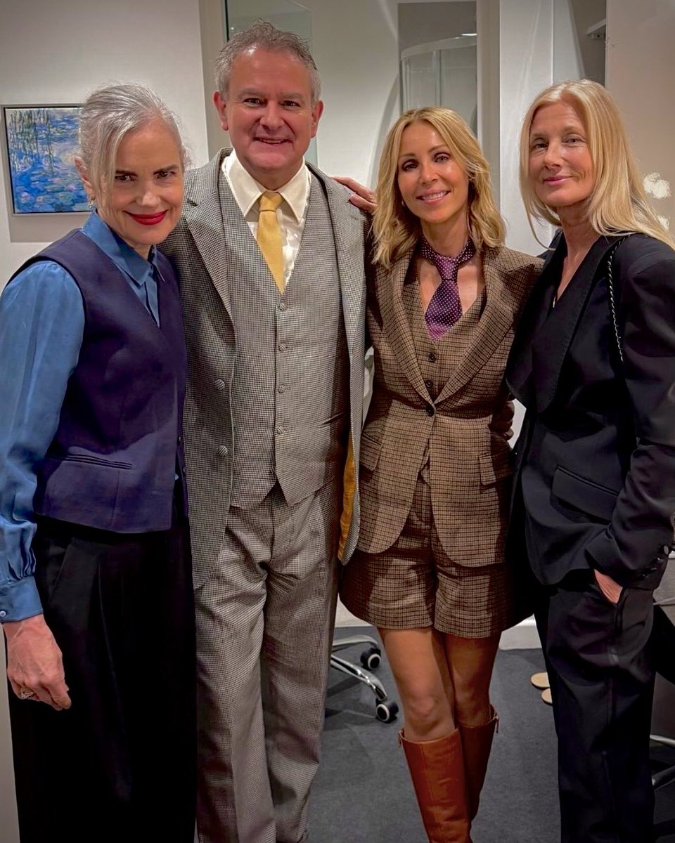 emcgoverns's tweet photo. elizabeth mcgovern with hugh bonneville, heidi kadlecova, &amp; joely richardson at opening night of “shadowlands” (february 2026)
📸: hugh bonneville https://t.co/y8T66wdikA