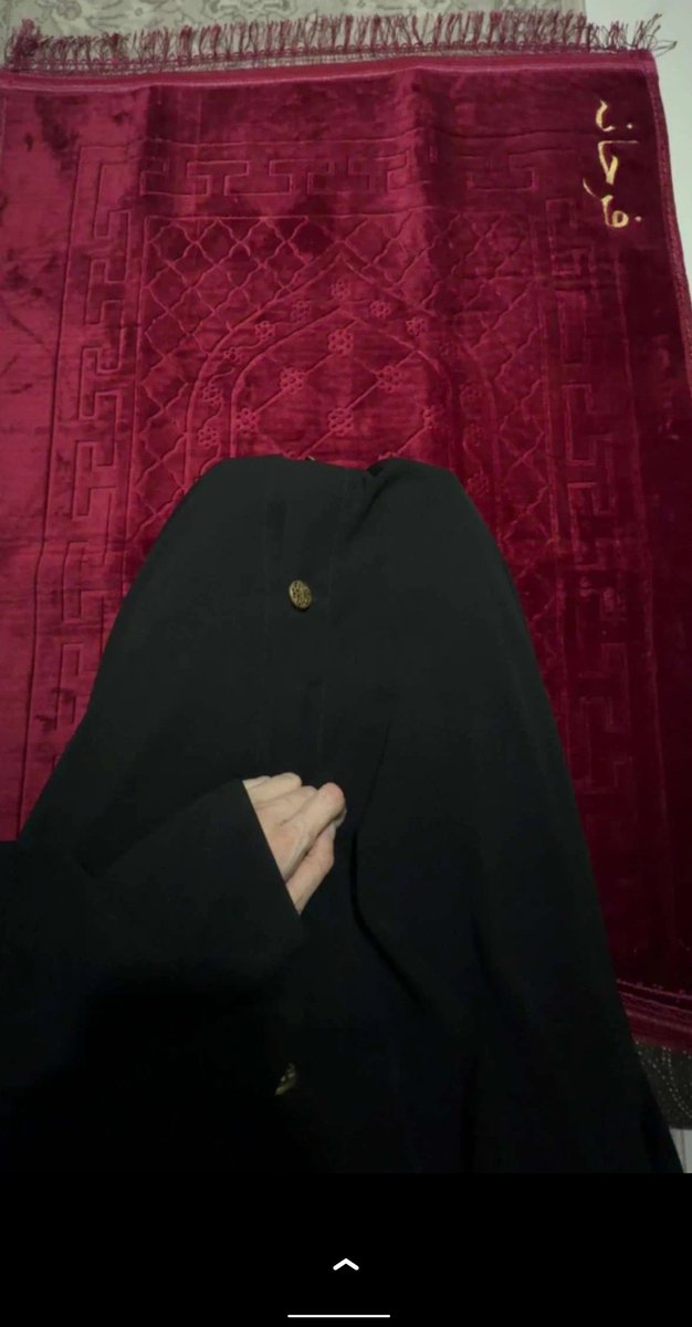 Office has its dress code.
Religion has its own.
Understanding the difference is called wisdom. ✨

#FarrhanaBhatt𓃵 #FarrhanaBhatt
#FarrhanaRebellions