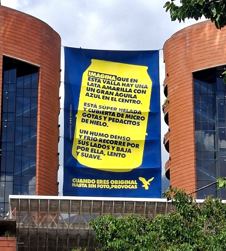 estendenciavzl's tweet image. "Zulia" es tendencia por quienes debaten si esta publicidad fue una genialidad o una mala idea de marketing.