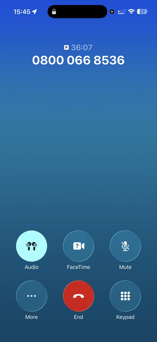 MrJamalam's tweet photo. @LEGO_Group you said there is an issue with payment but PayPal says it’s pending and waiting for you. 

I’ve called and been on hold for a long while, I don’t want to lose my order! How do I get through? https://t.co/RVKYtUzGgE