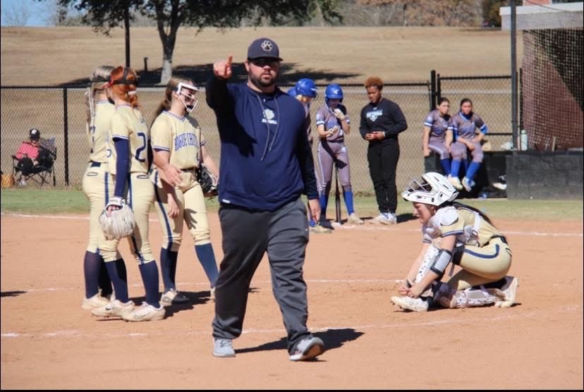 JasonOHern2's tweet photo. Coach Hood leads his Lady Cats on the road tonight against county rival Enterprise. BC looks to right the ship after a couple heartbreaking losses to bigger schools. JV starts at 5:00 followed by Varsity. @boguechitto_2 @SouthwestBroad1 @YallSportsMS https://t.co/N7WPM563zW