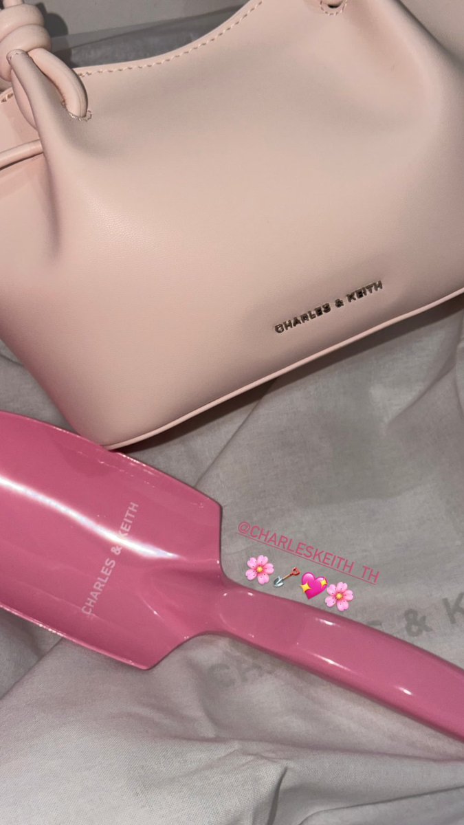 Orm  IG  Story update「20260219」

@ charleskeith_th
🌸🪏💖🌸

#Ormkornnaphat #ออมกรณ์นภัส 
<a href="/ormmormm/">orm kornnaphat🌈</a>