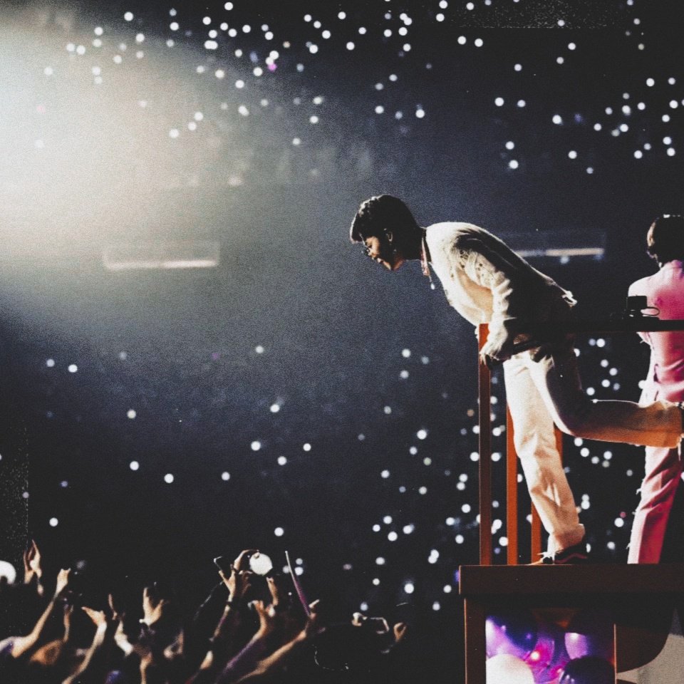 agustd                                        j. m