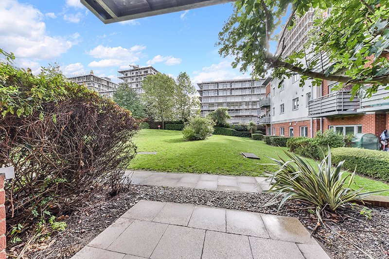 Two Bedroom Apartment for Sale 
#Walthamstow | #DelamereCourt | #Eastlondon
Delamere Court |#E17
Gym
Parking 
Spacious and close to all amenities!
£350,000

Early Viewing Advised - New to Market!!!