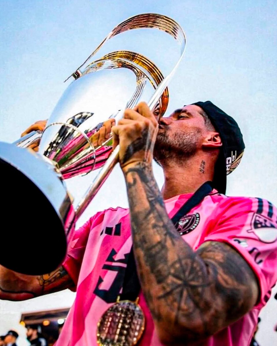 👀🗣️ DE PAUL: “ES MÁS DIFÍCIL GANAR LA MLS QUE LA CHAMPIONS LEAGUE”

‼️ El argentino ha conquistado la MLS, pero nunca ha levantado la Champions

ℹ️ Marca México