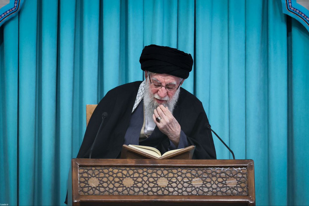 میس سیده tweet media