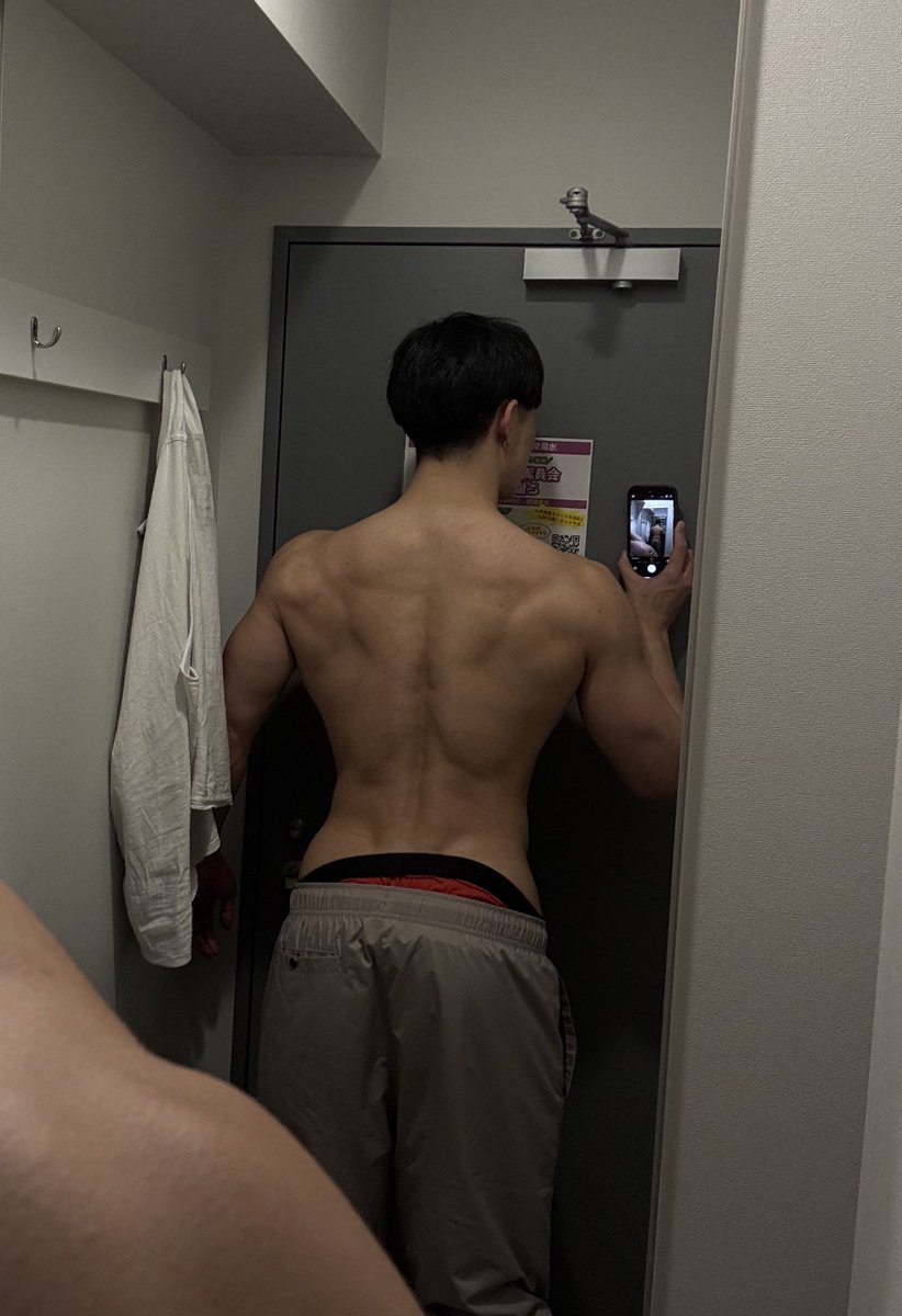 えじるううう tweet media