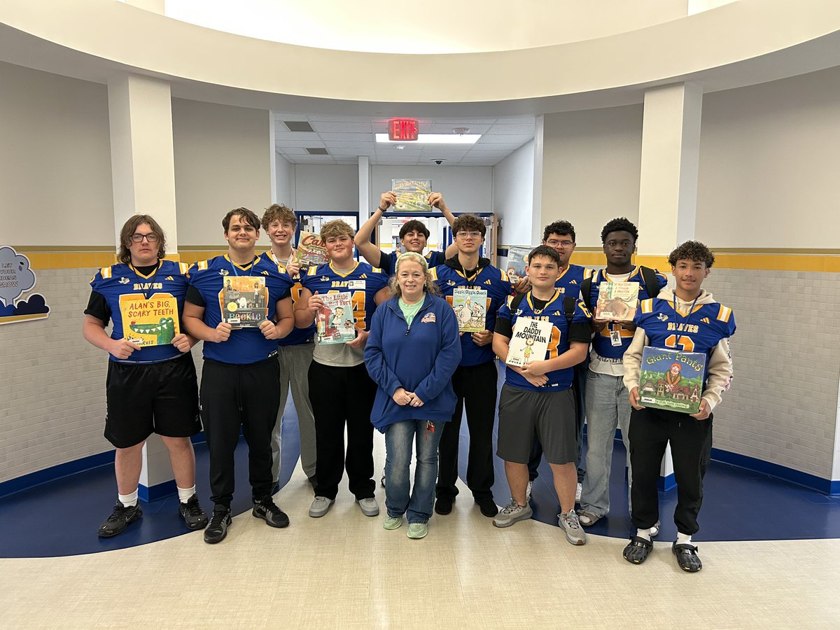 Adam Arteaga tweet media