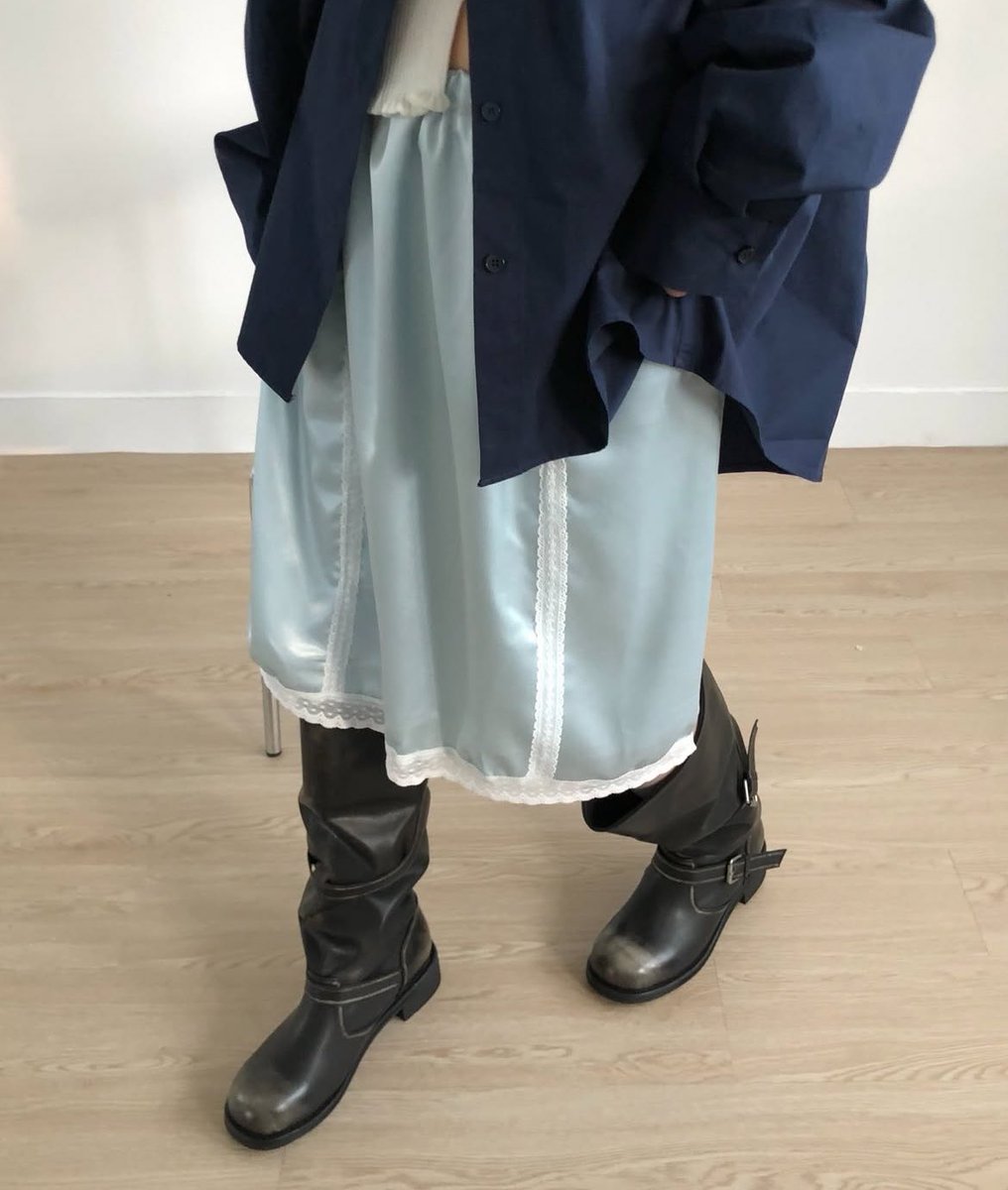 진짜 이쁜 새틴치마 발견
살까욜~~~~