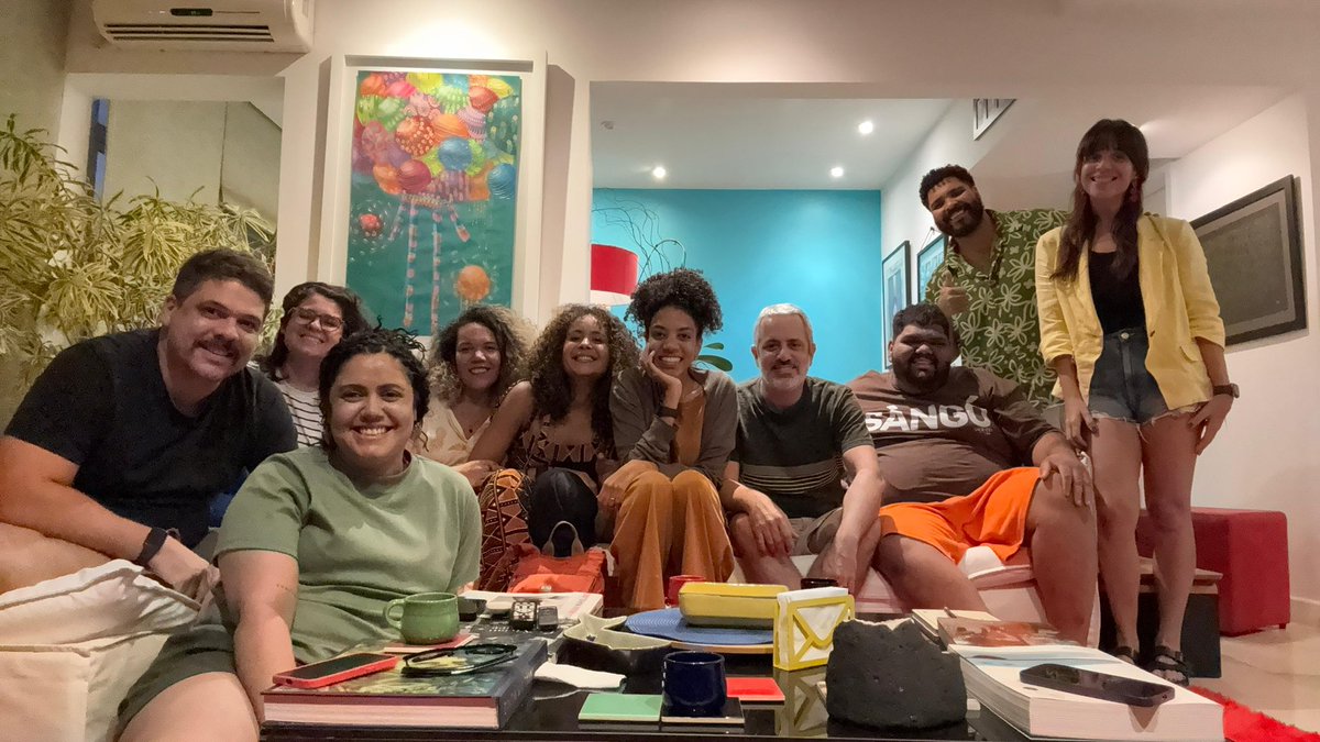#TBT do começo da sala da T2 de “Pablo e Luisão” ❤️