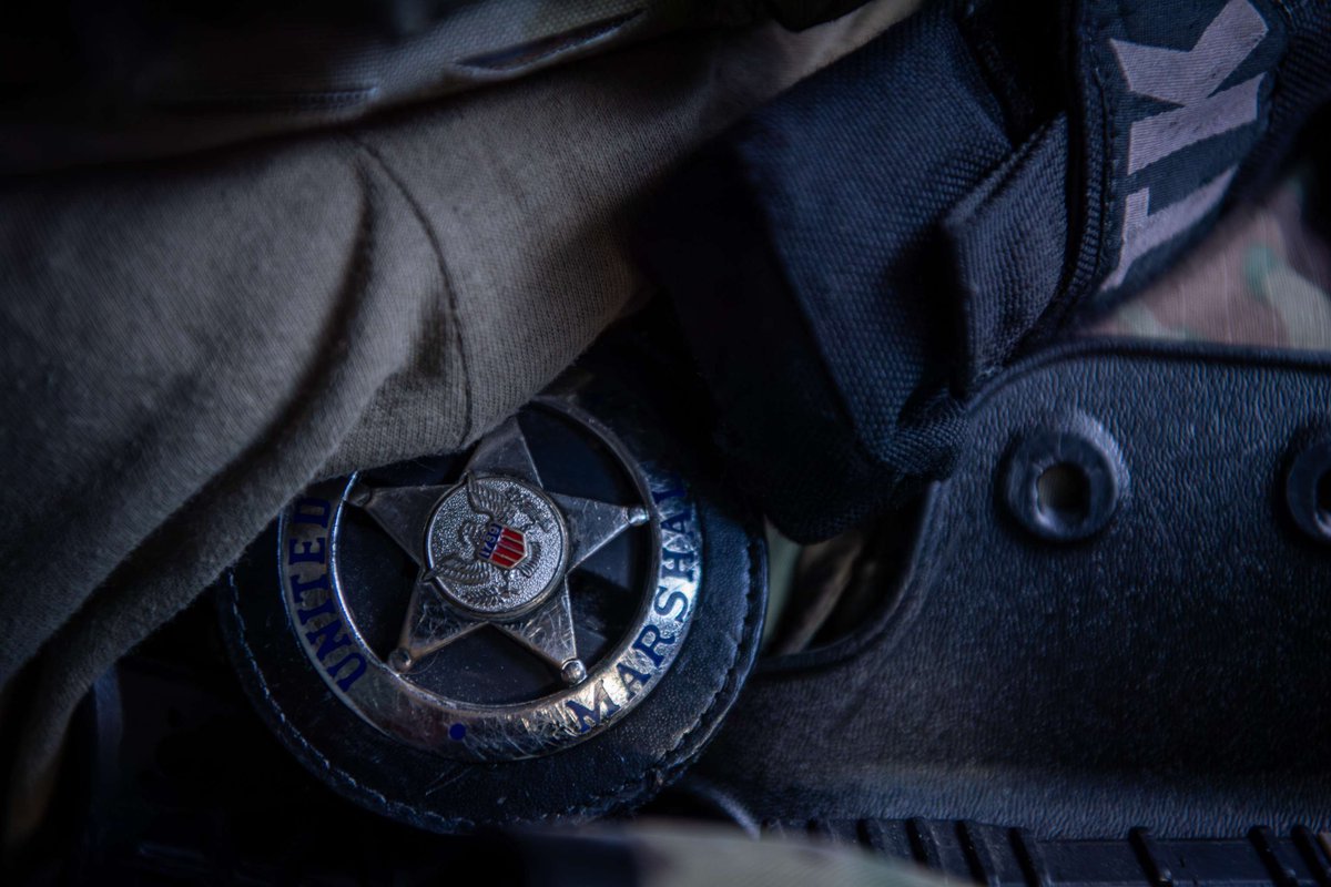 USMarshalsHQ's tweet image. Different missions. One Badge. One Duty.

#USMarshals #BeTheDifference