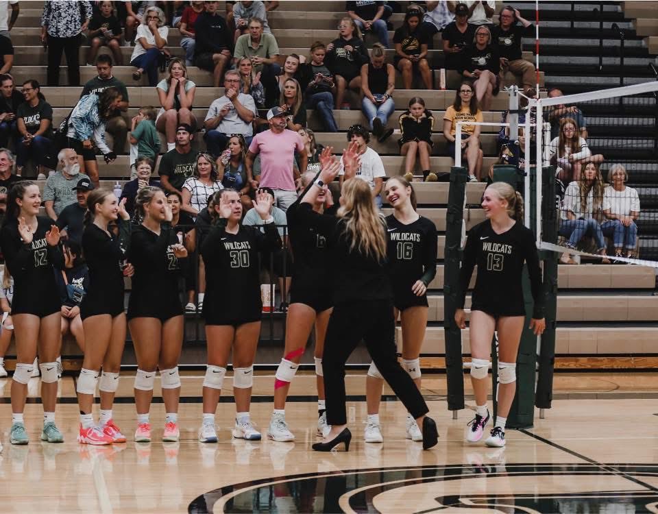 ChisagoVolley's tweet photo. “It has been the privilege of a lifetime to lead and serve in this role. Let’s consider this a ‘goodbye for now’,” Lindstrom says.
https://t.co/pi7GkxIefr
#CLVB https://t.co/kBBWl8TEVA