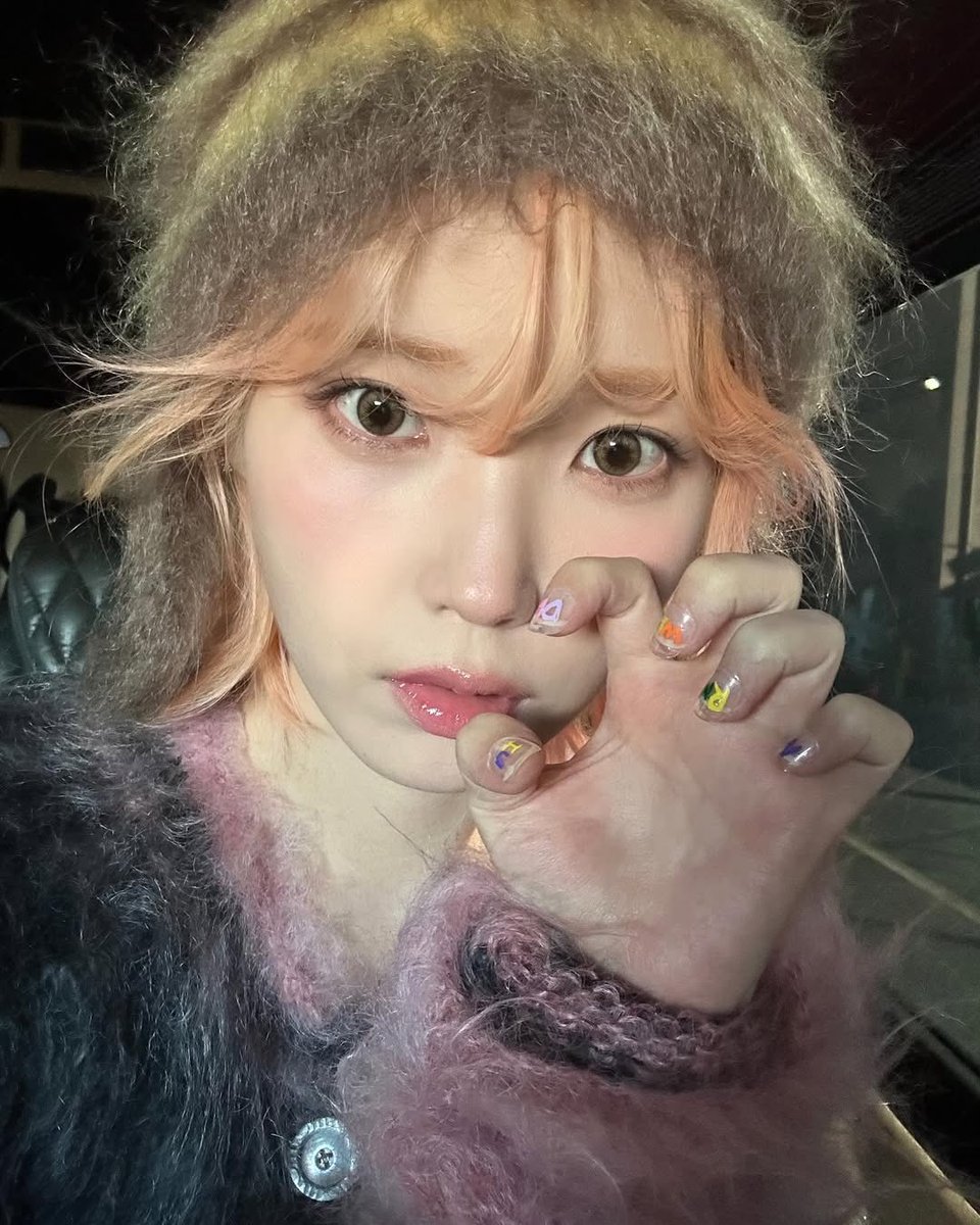 uaena_iam's tweet photo. 더위닝 발매 2주년 추카해 😁✌️✌️ https://t.co/hJDTdtBFaY