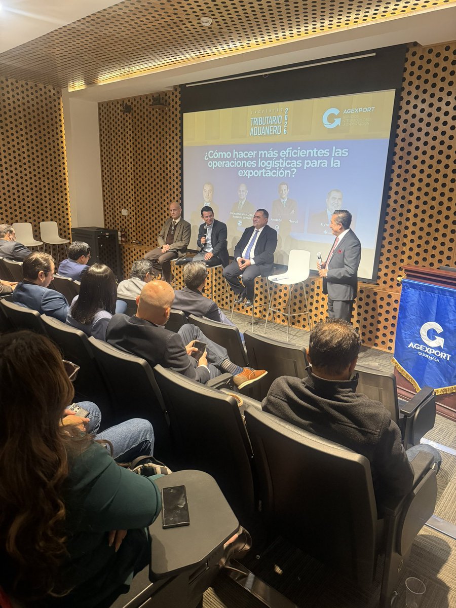 Danielrg_GT's tweet photo. Procesos aduaneros claros y eficientes facilitan el comercio, reducen costos logísticos y atraen inversión, algo clave para la economía de Guatemala. 🇬🇹 https://t.co/bmriWCMePd